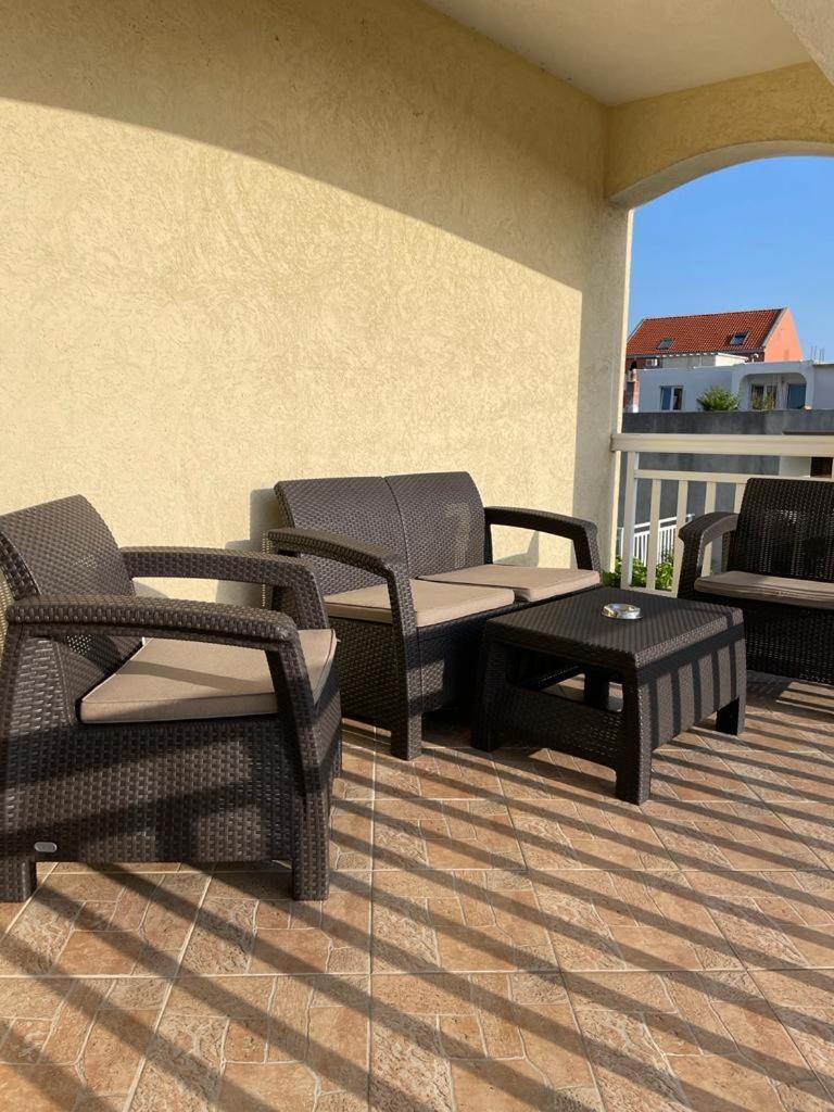 Apartment Place 2 Stay ฮวาร์ ภายนอก รูปภาพ